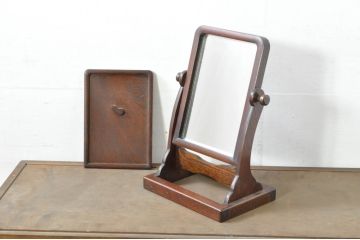 中古　民芸家具　上手物　職人手作り工芸家具　総欅(ケヤキ)材　丸みを帯びたフォルムが可愛らしい卓上ミラー(鏡、スタンドミラー)(R-080757)