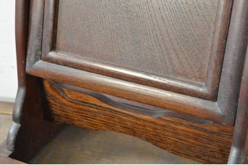 中古　民芸家具　上手物　職人手作り工芸家具　総欅(ケヤキ)材　丸みを帯びたフォルムが可愛らしい卓上ミラー(鏡、スタンドミラー)(R-080757)
