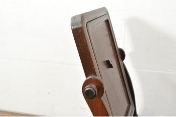 中古　民芸家具　上手物　職人手作り工芸家具　総欅(ケヤキ)材　丸みを帯びたフォルムが可愛らしい卓上ミラー(鏡、スタンドミラー)(R-080757)