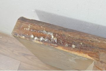 和製アンティーク　天板松材　極厚天板　素朴な風合いを楽しめるロータイプ作業台(裁ち板、ローテーブル、センターテーブル、リビングテーブル、飾り台、花台、テレビ台)(R-080759)
