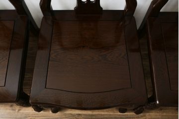 和製ビンテージ　鉄刀木(タガヤサン)　オリエンタルな雰囲気を感じる彫刻入りのダイニングチェア4脚セット(アームレスチェア、板座チェア、椅子、イス、ヴィンテージ、バラ売り可能)(R-080761)