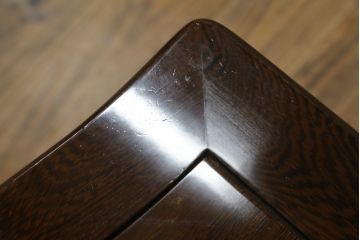 和製ビンテージ　鉄刀木(タガヤサン)　オリエンタルな雰囲気を感じる彫刻入りのダイニングチェア4脚セット(アームレスチェア、板座チェア、椅子、イス、ヴィンテージ、バラ売り可能)(R-080761)