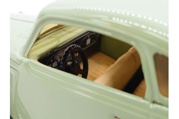 Schuco(シュコー)　Akustico 2002/Examico 4001(4011)/BMW 327 coupe 1/18/Studio IV Bugatti　おもちゃ4点セット(Edition、Classic、ブガッティ、クーペ、エグザミコ、ゼンマイ、ブリキ、玩具、車、外箱付き)(R-080764)