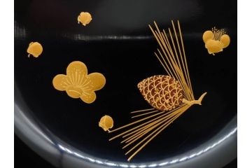 明治〜大正期　輪島塗　蒔絵　木製　松竹梅　雅なお椀5客セット(金彩、松の実、花、吸物椀、木製、漆器、漆芸、金彩、和食器、蓋付き)(R-080765)