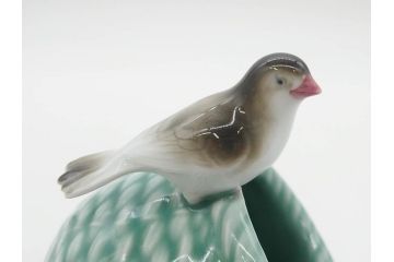 戦前　深川製磁　オールド深川　有田焼　陶器籠/金工　虫籠形真鍮製吊香炉の2点セット(鳥、小物入れ、仏具、茶道具、裏印、房付き)(R-080767)