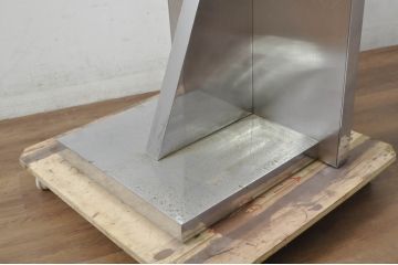 海外ブランド家具　シンプルで洗練されたデザインが魅力のモダンなスタンドミラー(鏡、姿見)(R-080781)