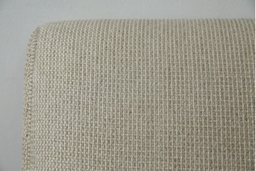 中古　フランス輸入家具　ファブリック　お部屋に取り入れやすいナチュラルモダンデザインのクラブソファ　定価約25万円　(R-080783)