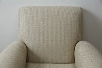 中古　フランス輸入家具　ファブリック　お部屋に取り入れやすいナチュラルモダンデザインのクラブソファ　定価約25万円　(R-080783)