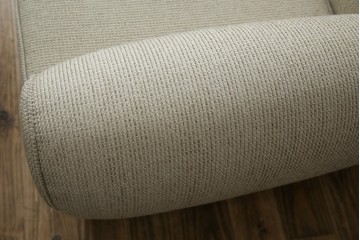 中古　フランス輸入家具　ファブリック　お部屋に取り入れやすいナチュラルモダンデザインのクラブソファ　定価約25万円　(R-080783)