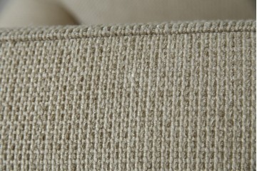 中古　フランス輸入家具　ファブリック　お部屋に取り入れやすいナチュラルモダンデザインのクラブソファ　定価約25万円　(R-080783)