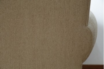 中古　フランス輸入家具　ファブリック　お部屋に取り入れやすいナチュラルモダンデザインのクラブソファ　定価約25万円　(R-080783)