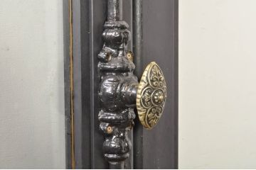 中古　特注品　楢(ナラ)材　グレモン錠付き特大の店舗用ドア1対2枚セット (両開きドア、ガラス扉、玄関ドア、建具)(製作費約120万円)(R-080784)