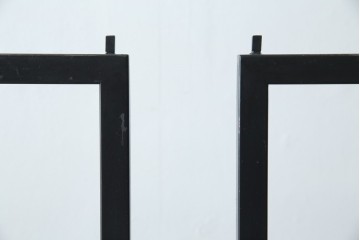 中古　鉄工所手作り　オーダー品!!　シンプルなスチールハンガー4点セット　(R-080787)