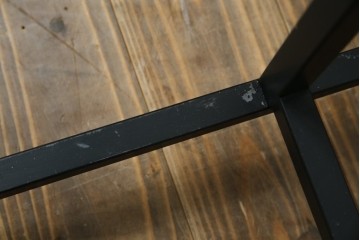 中古　鉄工所手作り　オーダー品!!　シンプルなスチールハンガー4点セット　(R-080787)