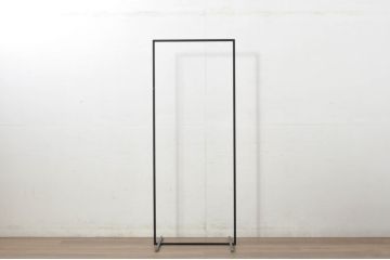 中古　鉄工所手作り　オーダー製作品!!　シンプルな無垢鉄のスチールハンガーラック(洋服掛け、コート掛け、店舗什器)(R-080788)