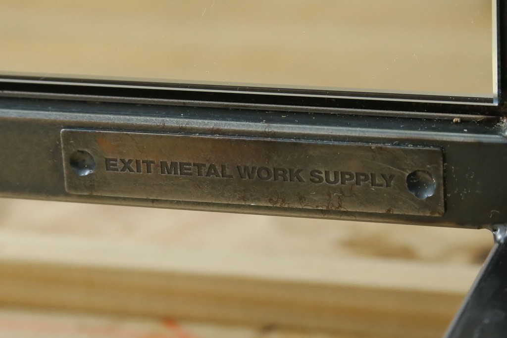 中古　美品　エグジットメタルワークサプライ(EXIT METAL WORK SUPPLY)　NRT-05　インダストリアルなデザインが格好いいスタンドミラー　定価約18万円　(R-080789)