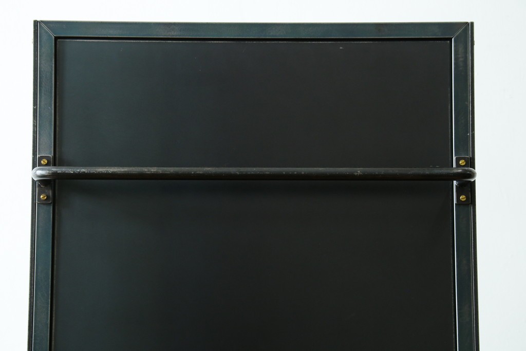 中古　美品　エグジットメタルワークサプライ(EXIT METAL WORK SUPPLY)　NRT-05　インダストリアルなデザインが格好いいスタンドミラー　定価約18万円　(R-080789)