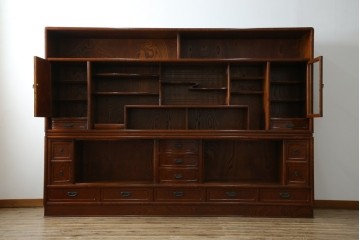 中古　美品　欅(ケヤキ)材　美しい木目と梅の彫刻が目を引く八尺サイズの茶箪笥　定価約120万円　(R-080790)