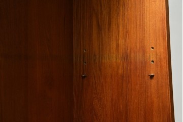 デンマークビンテージ　美品　Johannes Sorth(ヨハネス・ソース)　Bornholms Mobelfabrik社　シンプルでナチュラルな風合いが魅力のブックシェルフ　(R-080792)