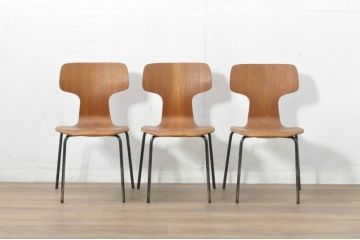 デンマークビンテージ　FRITZ HANSEN(フリッツハンセン)　Arne Jacobsen(アルネ・ヤコブセン)　model.3123　子供用Tチェア3脚セット(キッズチェア、ハンマーチェア、チャイルドチェア、ダイニングチェア、板座チェア、北欧、ヴィンテージ、バラ売り可能)(R-080793)