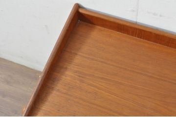 デンマークビンテージ　美品　Borge Mogensen(ボーエ・モーエンセン)デザイン　Soborg mobler(ソボー・モブラー)社　　チーク材×ビーチ材　ベッドサイドチェスト(model.148、ベッドサイドチェスト、ナイトテーブル、花台、飾り台、北欧、ヴィンテージ)(R-080799)