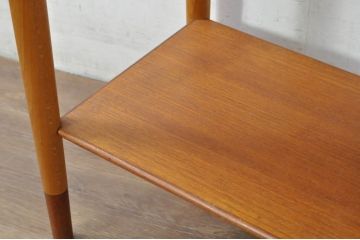 デンマークビンテージ　美品　Borge Mogensen(ボーエ・モーエンセン)デザイン　Soborg mobler(ソボー・モブラー)社　　チーク材×ビーチ材　ベッドサイドチェスト(model.148、ベッドサイドチェスト、ナイトテーブル、花台、飾り台、北欧、ヴィンテージ)(R-080799)