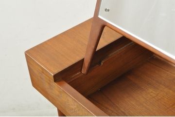 デンマークビンテージ　チーク材　シンプルなデザインが取り入れやすいデスク型ドレッサー(化粧台、鏡台、サイドテーブル、ワークデスク、在宅用、在宅ワーク用、ヴィンテージ)(R-080800)