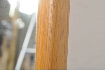 北欧ビンテージ　スウェーデン　Froseke AB Nybrofabriken社　Kristallglas VA　チーク材　落ち着きのある色味とシンプルなデザインが魅力的なウォールミラー(姿見、壁掛け鏡、ヴィンテージ)(R-080801)