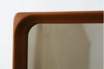 北欧ビンテージ　スウェーデン　GLAS-MASTER(グラスマスター)社　チーク材　木のぬくもりを感じる色味が素敵なウォールミラー(姿見、壁掛け鏡、ヴィンテージ)(R-080802)
