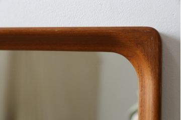 北欧ビンテージ　スウェーデン　GLAS-MASTER(グラスマスター)社　チーク材　木のぬくもりを感じる色味が素敵なウォールミラー(姿見、壁掛け鏡、ヴィンテージ)(R-080802)