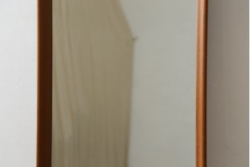 北欧ビンテージ　スウェーデン　GLAS-MASTER(グラスマスター)社　チーク材　木のぬくもりを感じる色味が素敵なウォールミラー(姿見、壁掛け鏡、ヴィンテージ)(R-080802)