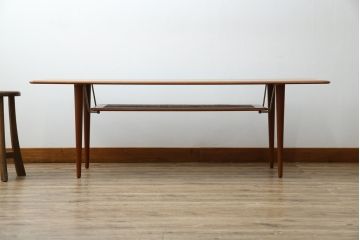 デンマークビンテージ　France&Son(フランス&サン)　Peter Hvidt&Orla Molgaard-Nielsen(ピーター・ビット&オルラ・ムルガード・ニールセン)　FD516　チーク材・真鍮・籐(ラタン)の組み合わせがおしゃれなコーヒーテーブル(ローテーブル、センターテーブル、リビングテーブル、北欧、ヴィンテージ)(R-080803)