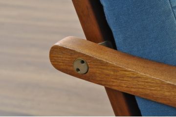 北欧家具　デンマークビンテージ　Hans J Wegner(ハンス・J・ウェグナー)　GETAMA(ゲタマ)　GE270-3　洗練された佇まいが目を引く3人掛けソファ(3P、三人掛け、アームソファ、トリプルソファ、3シーター、北欧、ヴィンテージ)(R-080804)