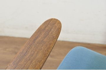 北欧家具　デンマークビンテージ　Hans J Wegner(ハンス・J・ウェグナー)　GETAMA(ゲタマ)　GE270-3　洗練された佇まいが目を引く3人掛けソファ(3P、三人掛け、アームソファ、トリプルソファ、3シーター、北欧、ヴィンテージ)(R-080804)