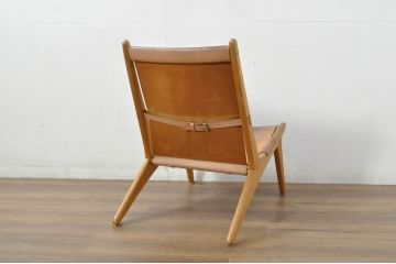 【簡易リペア限定品】北欧ビンテージ　スウェーデン　Luxus(ラクサス)社製　Uno&Osten Kristiansson(ウノ&オステン・クリスチャンソン兄弟)　モデル204　本革(レザー)　個性的なデザインが目を惹くハンティングチェア(ラウンジチェア、イージーチェア、ヴィンテージ)(R-080805)