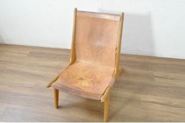 【簡易リペア限定品】北欧ビンテージ　スウェーデン　Luxus(ラクサス)社製　Uno&Osten Kristiansson(ウノ&オステン・クリスチャンソン兄弟)　モデル204　本革(レザー)　個性的なデザインが目を惹くハンティングチェア(ラウンジチェア、イージーチェア、ヴィンテージ)(R-080805)