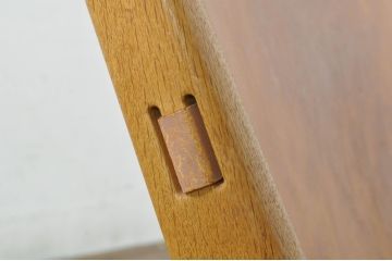 【簡易リペア限定品】北欧ビンテージ　スウェーデン　Luxus(ラクサス)社製　Uno&Osten Kristiansson(ウノ&オステン・クリスチャンソン兄弟)　モデル204　本革(レザー)　個性的なデザインが目を惹くハンティングチェア(ラウンジチェア、イージーチェア、ヴィンテージ)(R-080805)