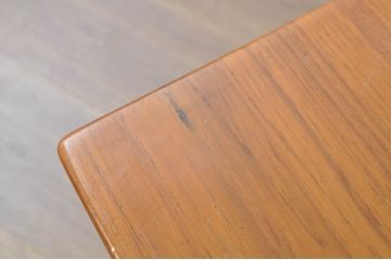 デンマークビンテージ　Hans J Wegner(ハンス・J・ウェグナー)　ANDREAS TUCK(アンドレアス・タック)　チーク材　北欧ならではの洗練されたデザインが素敵なAT-40ネストテーブル(サイドテーブル、カフェテーブル、コーヒーテーブル、ローテーブル、花台、飾り台、ヴィンテージ)(R-080807)