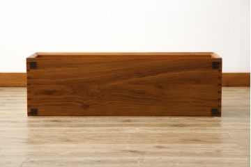 デンマークビンテージ　チーク材　細部にこだわりを感じる洗練されたデザインが素敵な収納棚(収納箱、収納ボックス、ウォールシェルフ、本棚、書棚、北欧ヴィンテージ)(R-080808)