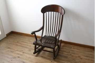 中古　美品　希少な廃盤品!!　松本民芸家具　贅沢なくつろぎのひとときを堪能できるG型ロッキングチェア(椅子、イス、板座チェア、アームチェア)(R-080812)