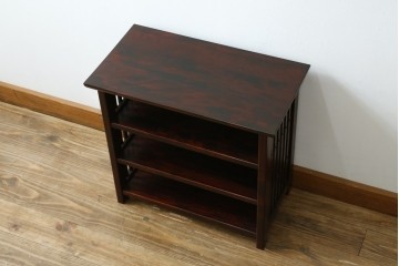 中古　美品　九州民芸家具　格子デザインがモダンな小振りの飾り棚　(R-080817)