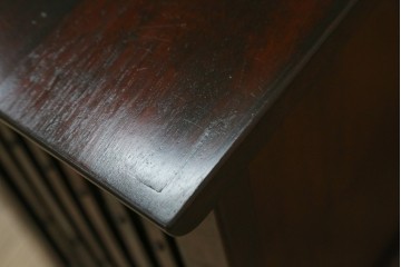 中古　美品　九州民芸家具　格子デザインがモダンな小振りの飾り棚　(R-080817)