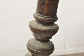 ベルギーアンティーク　上手物!　重厚　ニレ材　彫刻とロートアイアンの作りの良いテーブル(ダイニングテーブル、作業台、ワークテーブル)(R-080825)