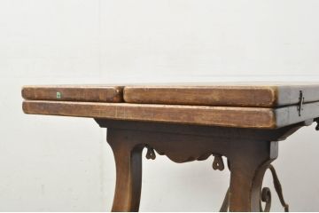 フランスアンティーク　希少な作り　バーチ材　ロートアイアンと天板のヒンジ金具が素敵なバタフライテーブル(サイドテーブル、エクステンションテーブル、2人掛け、4人掛け、作業台)(R-080825)