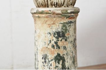 フランスアンティーク　天板大理石　ギリシャ神殿のような彫刻が目を引くシャビーなダイニングテーブル(4人掛け、6人掛け、作業台)(R-080832)