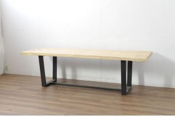 中古　オーダー製作品　鉄脚(アイアンレッグ)のすっきりとしたデザインが魅力的なタモ材一枚板の特大テーブル(食卓、4人掛け、6人掛け、ダイニングテーブル、作業台、ワークテーブル)(製作費約60万円)(R-080839)