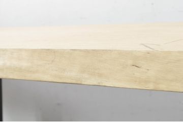 中古　オーダー製作品　鉄脚(アイアンレッグ)のすっきりとしたデザインが魅力的なタモ材一枚板の特大テーブル(食卓、4人掛け、6人掛け、ダイニングテーブル、作業台、ワークテーブル)(製作費約60万円)(R-080839)