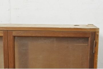 和製アンティーク　古い木のシンプルなデザインのウォールキャビネット(戸棚、収納棚、飾り棚)(R-080847)