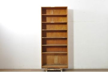 和製アンティーク　ブナ材　シンプルでレトロな佇まいの縦型本棚(ブックシェルフ、飾り棚、収納棚、陳列棚、書棚)(R-080852)