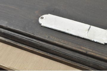 フランスアンティーク　店舗什器におすすめ!真鍮(しんちゅう)フレームが上品さを醸し出す陳列棚(ガラス棚、飾り棚、展示台、ディスプレイラック、オープンラック)(R-080856)